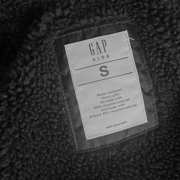GAP Black Kids Puffer Jacket - Picture 6 of 6